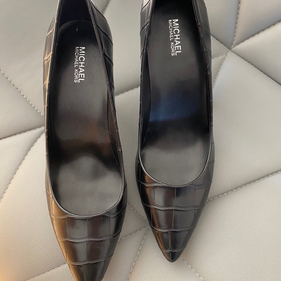 Gorgeous Michael kors heels
